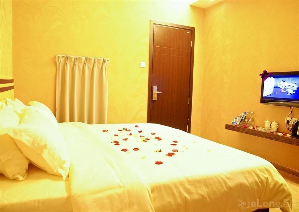 Shenzhen Luohu Art Hotel, Dongmen Shopping Center Экстерьер фото